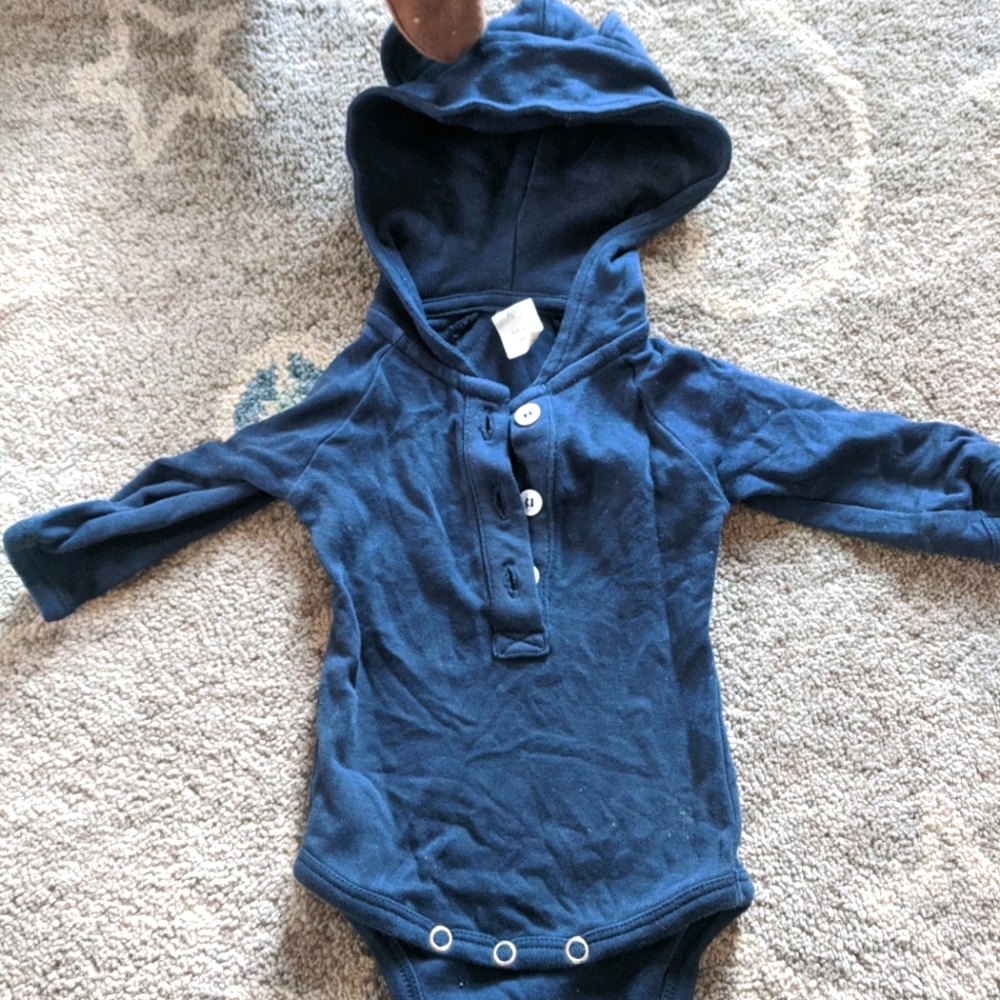 Kate Quinn Bear Onesie 3-6m